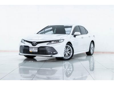 TOYOTA CAMRY 2.5 G ปี 2018 ส่งบัตรประชาชน รู้ผลอนุมัติภายใน 30 นาที